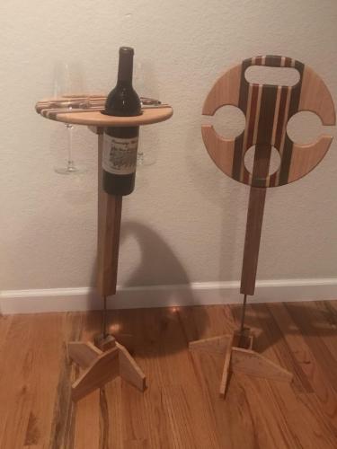 Wine picnic table