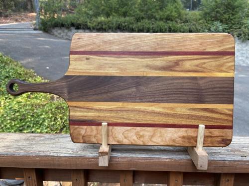 Charcuterie board with handle